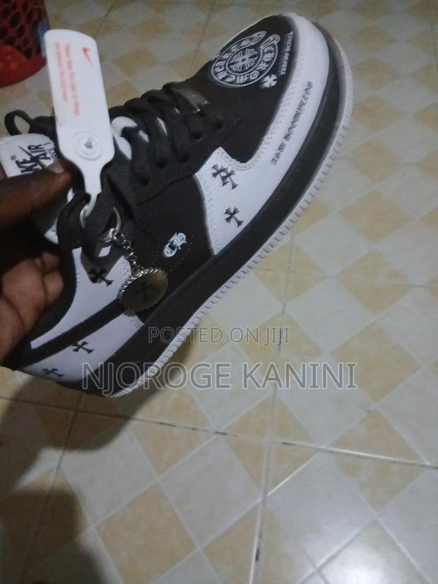 Nike Sneakers for Sale - thumbnail 3