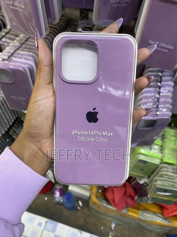 Omave iPhone 14 Pro Max Liquid Silicone Case With Microfiber Lining - main view