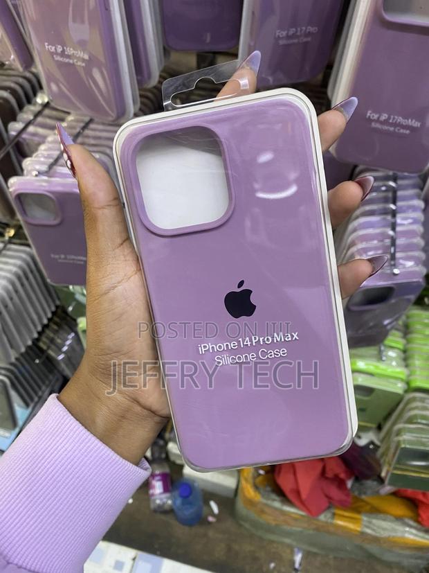 Omave iPhone 14 Pro Max Liquid Silicone Case With Microfiber Lining - thumbnail 3