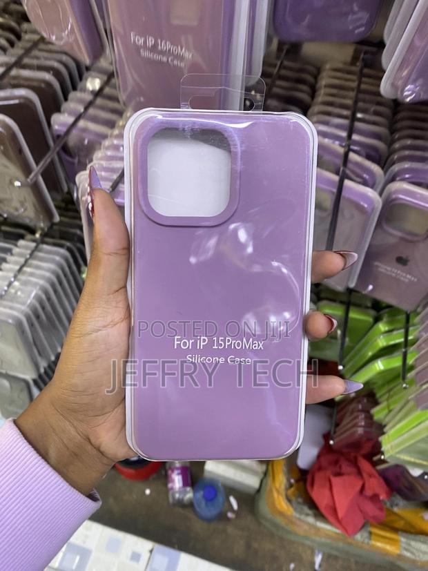 Cueas iPhone 15 Pro Max Liquid Silicone Case With Microfiber Lining - main view