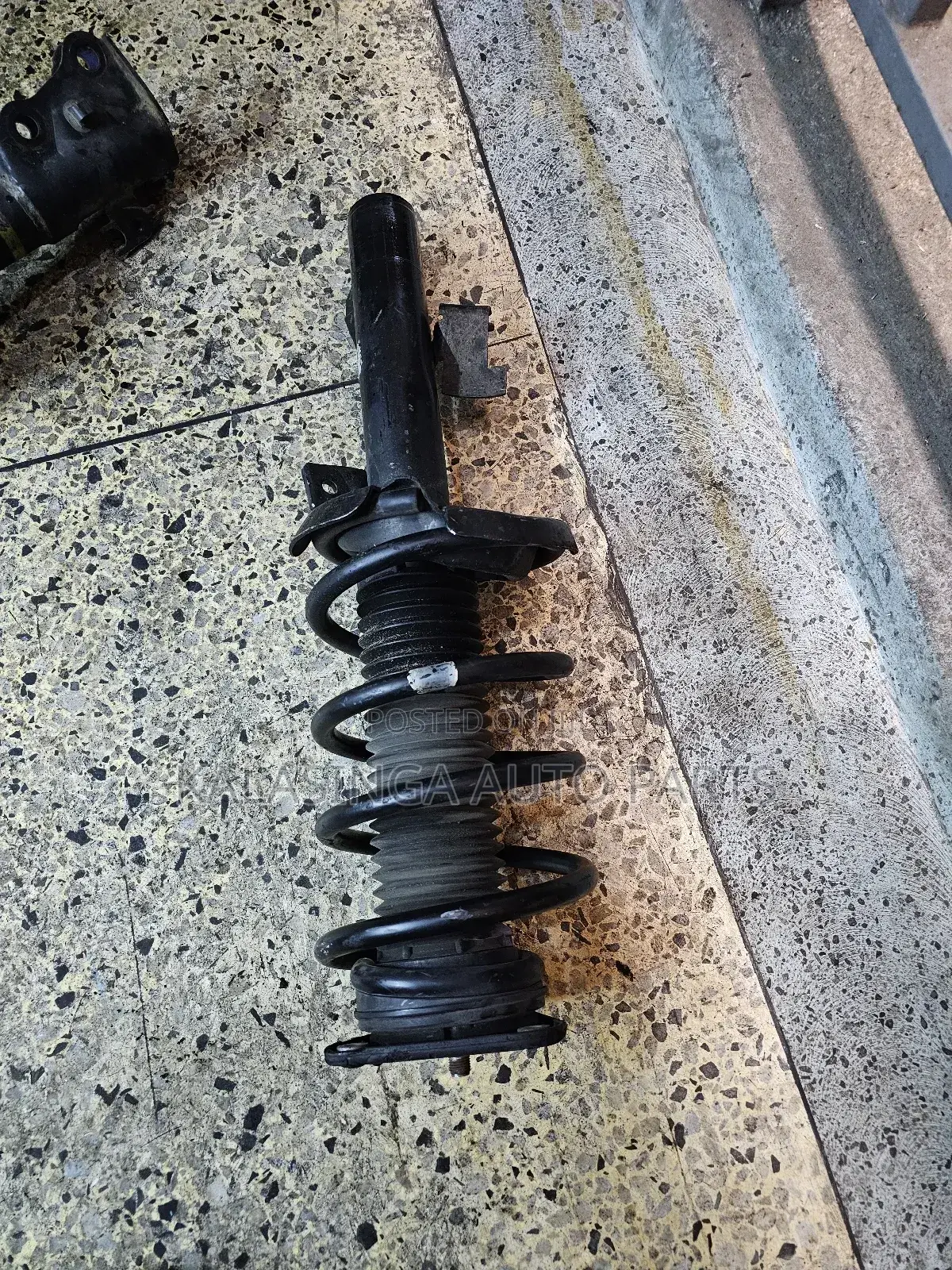 Maxda Premacy ,Axela Front Shocks