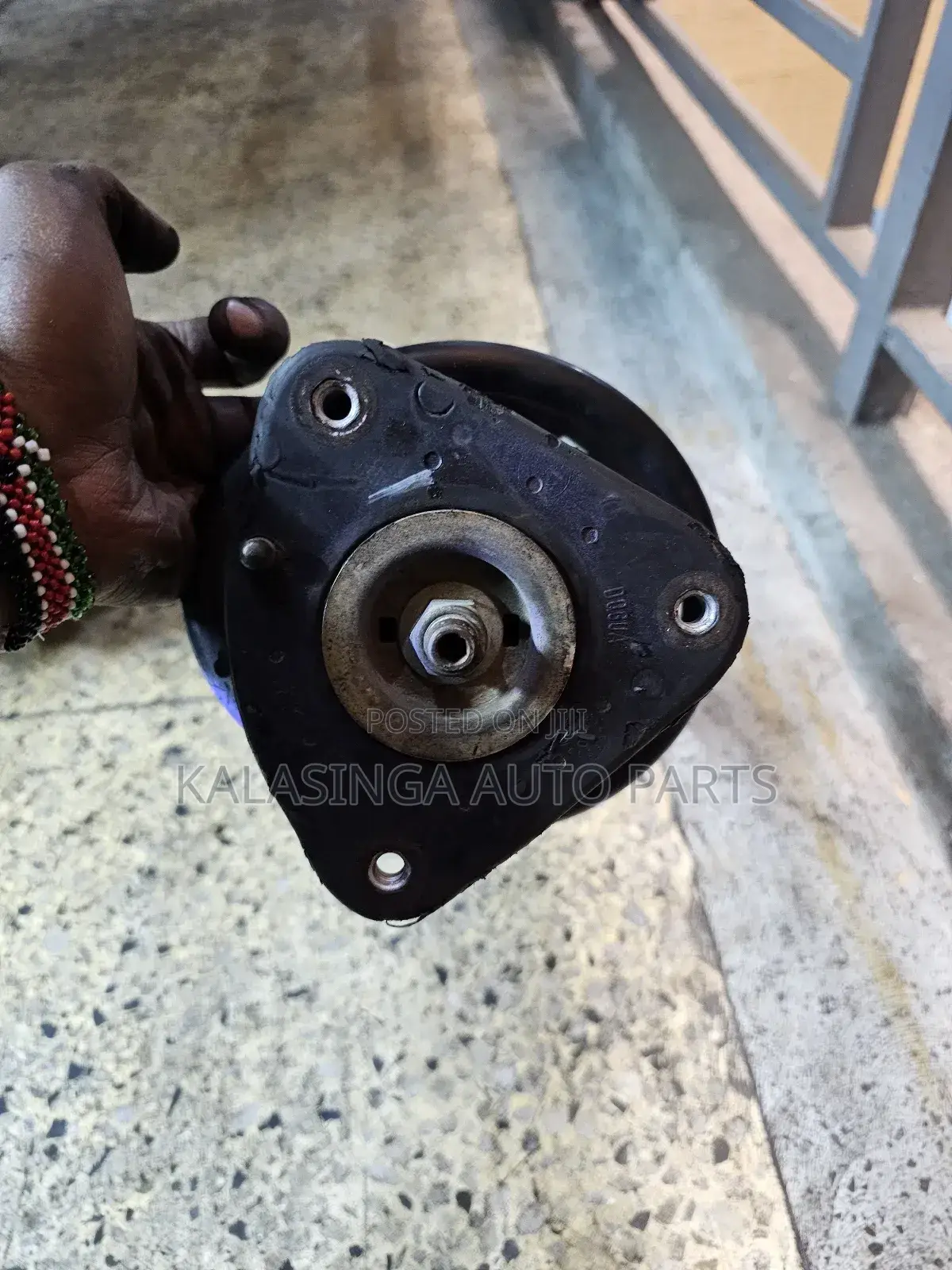 Maxda Premacy ,Axela Front Shocks