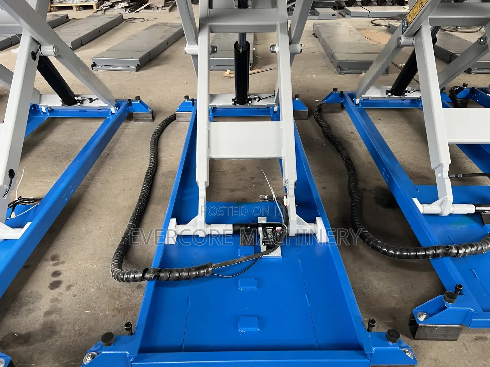 Middle Rise 1.35metre Rise Heavy Duty Car Scissor Lift 4tonne