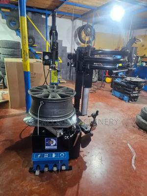 Commercial Tyre Changer Machine With Arms - thumbnail 2