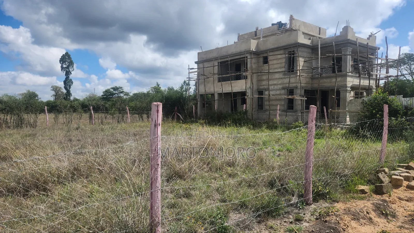 1/4 Acre in Jujafarm