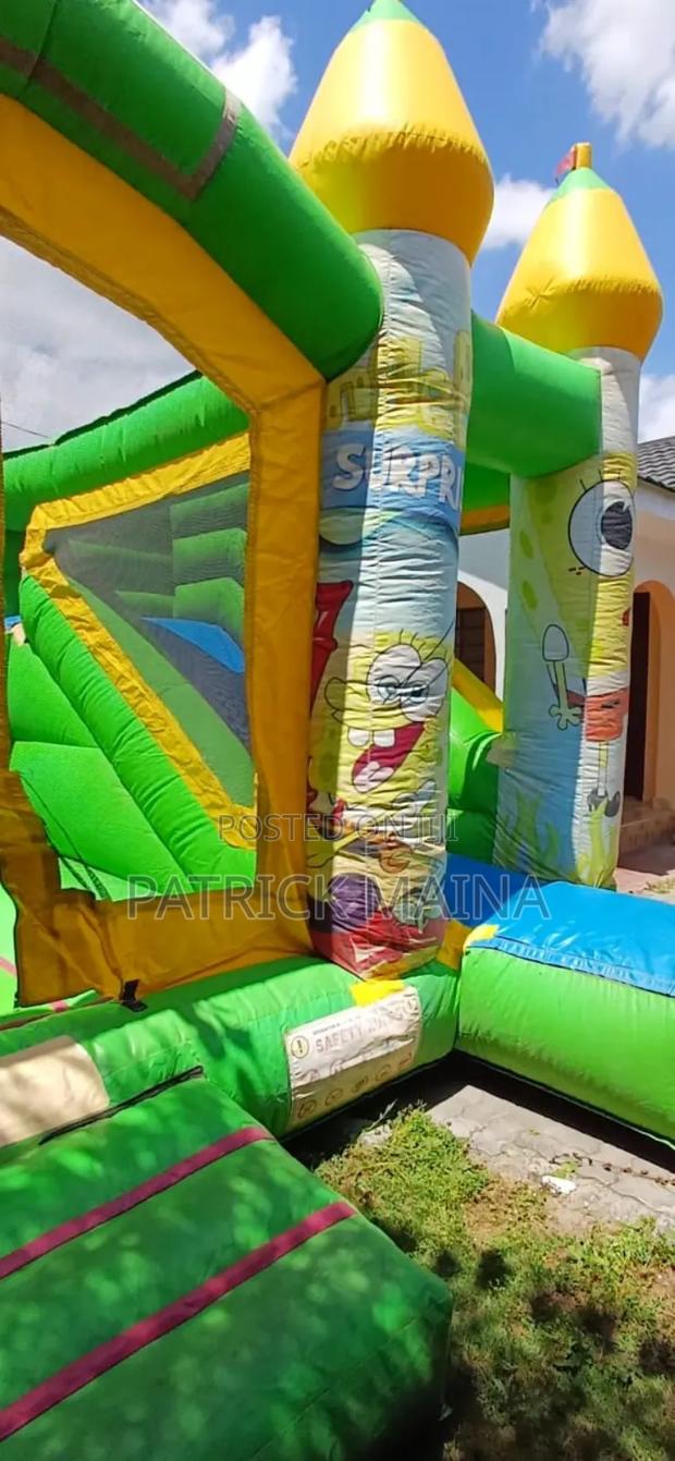 Bouncing Castle for Hire. - thumbnail 2