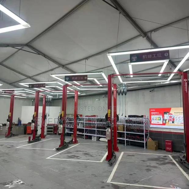 Commercial 4 Tonne Electro-Hydraulic Two Post Car Lift Machine 1.9m - main view