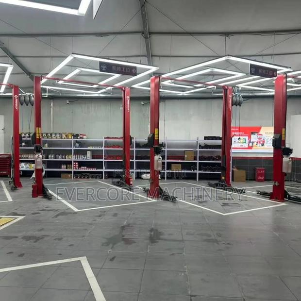 Commercial 4 Tonne Electro-Hydraulic Two Post Car Lift Machine 1.9m - thumbnail 3
