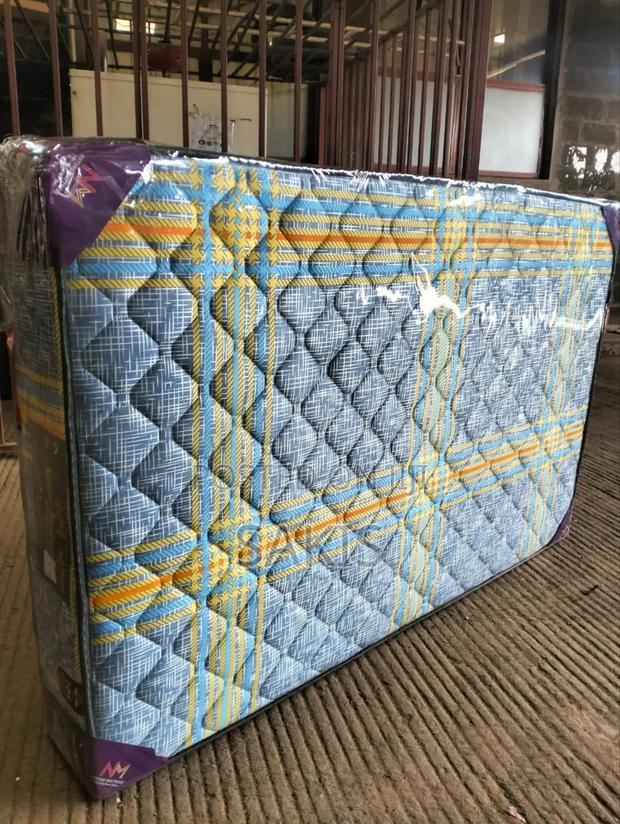 8inch 3.5 * 6 Johari High Density Quilted Mattresses. Free Delivery