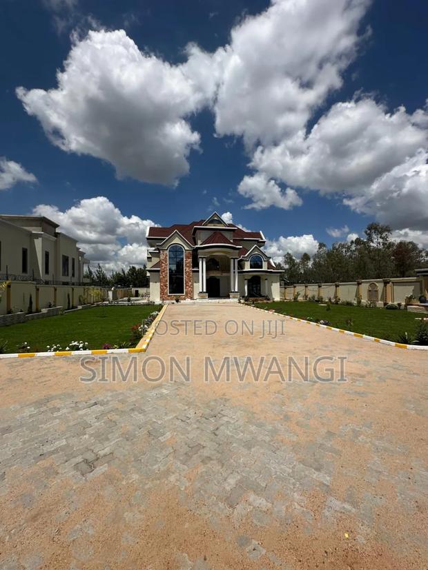 7bdrm Maisonette in Karen Nairobi - 7- for sale - main view