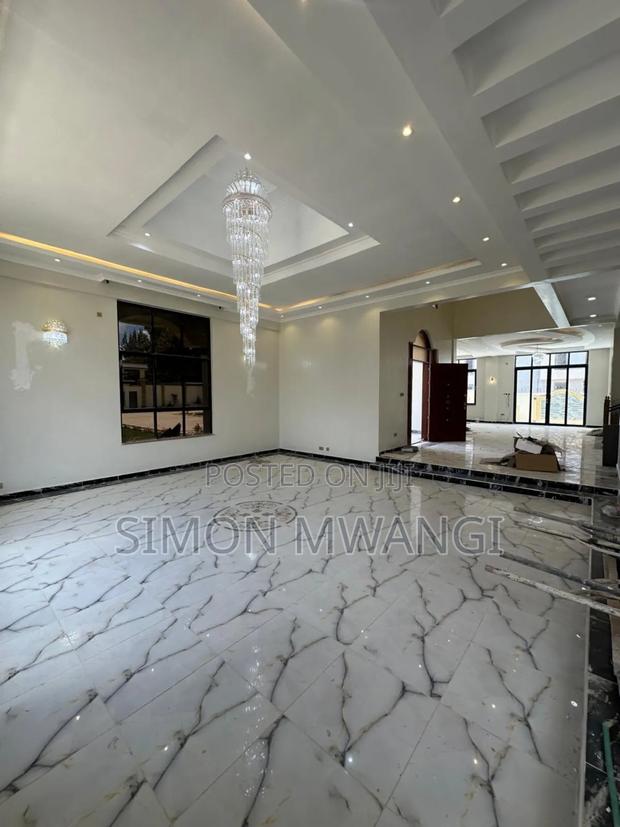 7bdrm Maisonette in Karen Nairobi - 7- for sale - thumbnail 5