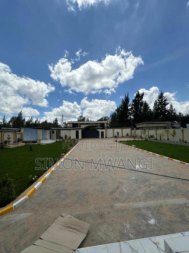 7bdrm Maisonette in Karen Nairobi - 7- for sale - thumbnail 14