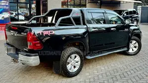 Toyota Hilux Revo Double Cab Deisel 2.4 AWD 2018 Black