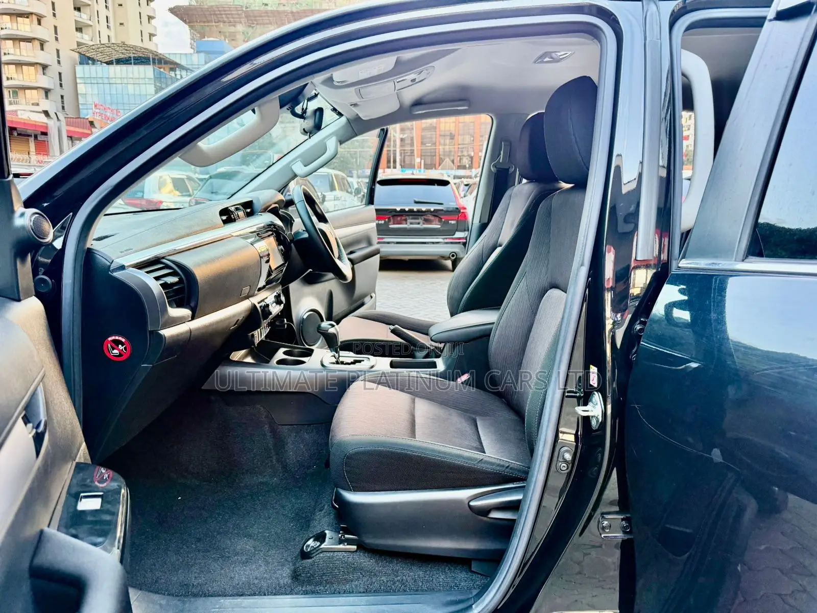 Toyota Hilux Revo Double Cab Deisel 2.4 AWD 2018 Black
