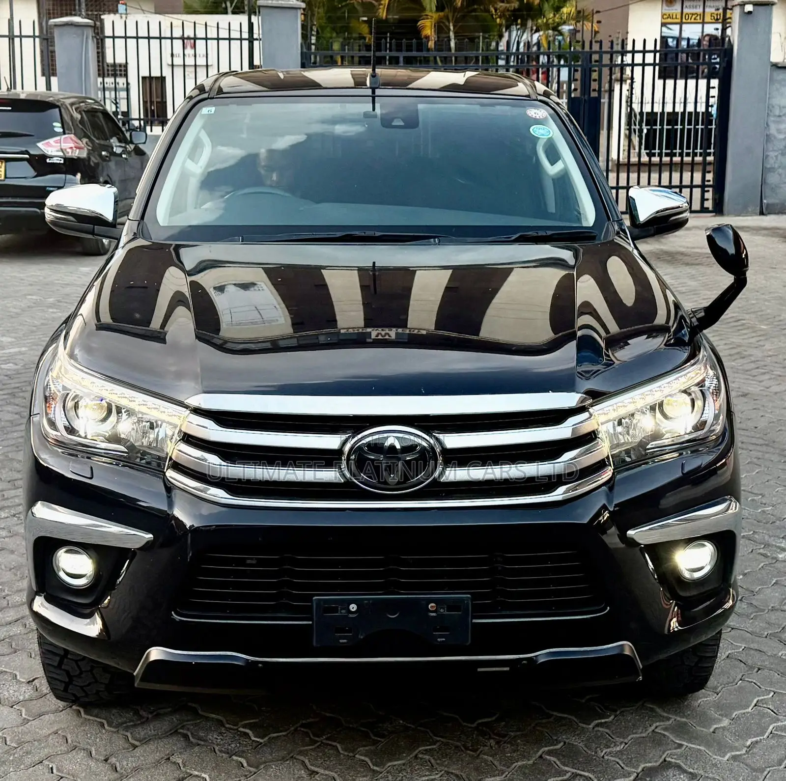 Toyota Hilux Revo Double Cab Deisel 2.4 AWD 2018 Black