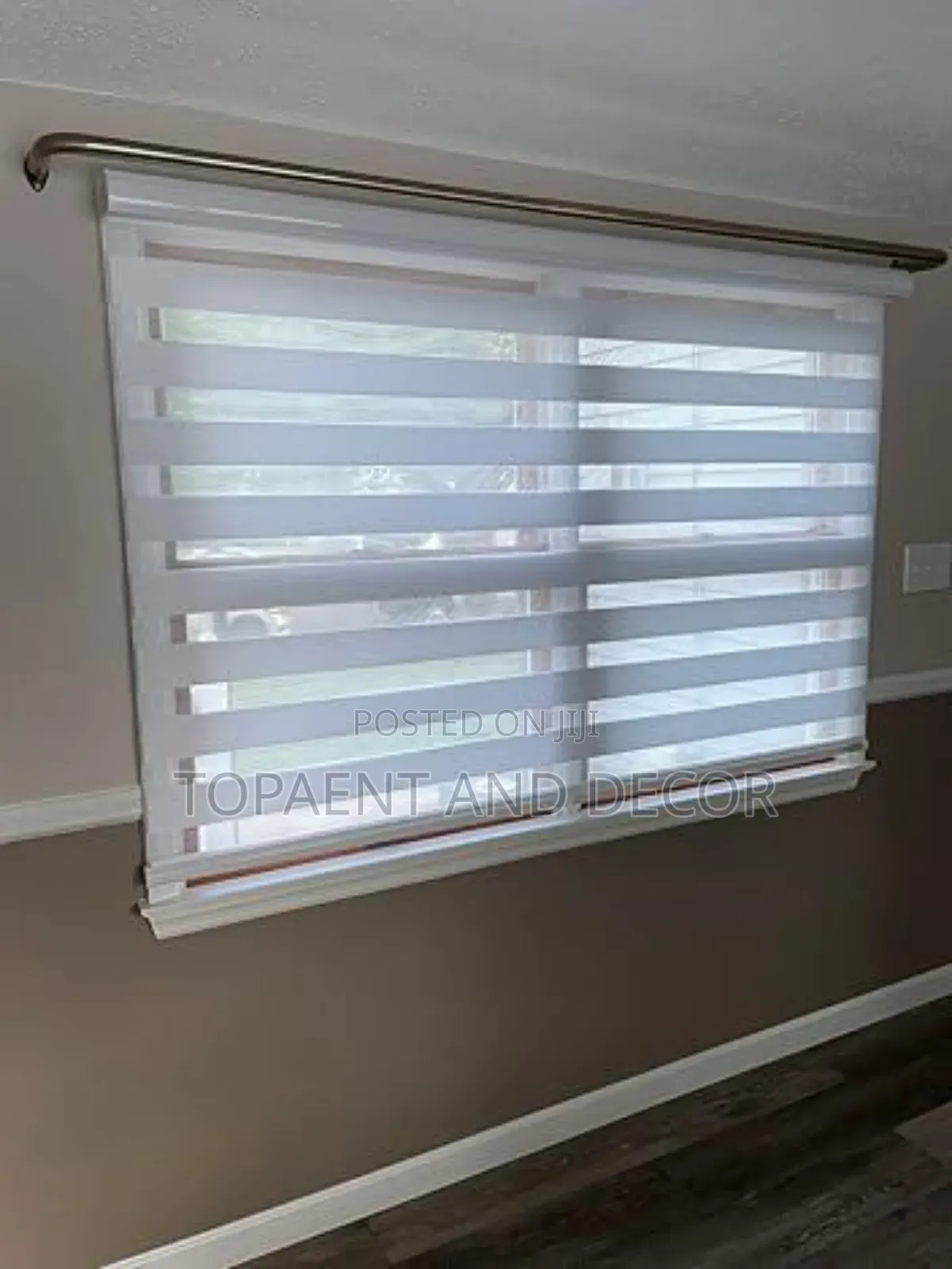 Modern Daylight Horizontal Window Blinds for Office