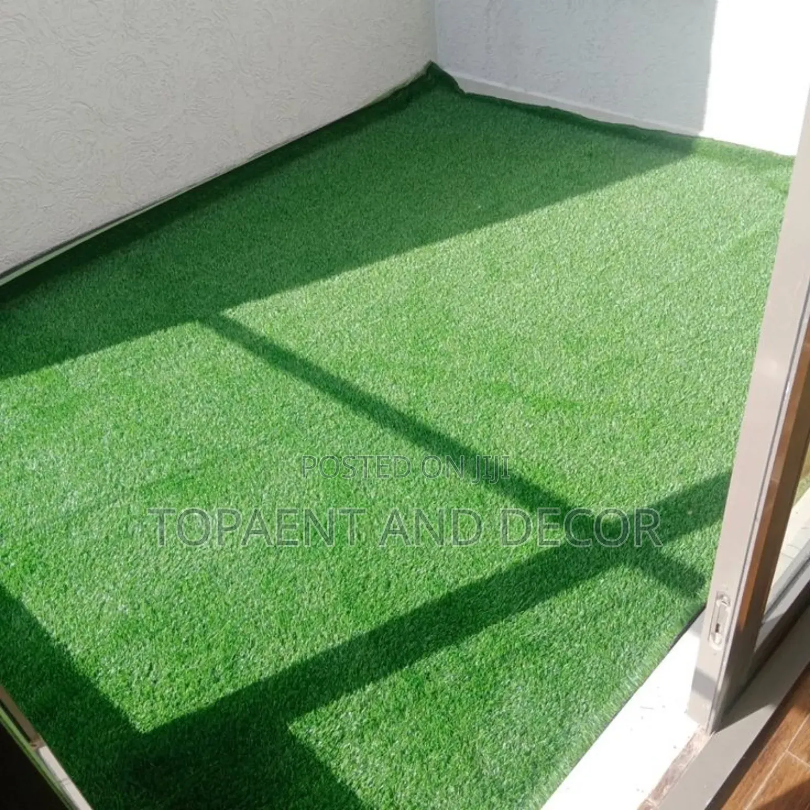 Easy Care Balcony Artificial Grass Carpet