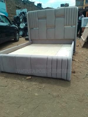 5x6 Cozy Modern Chester Bed Available - Flash Sale - thumbnail 2