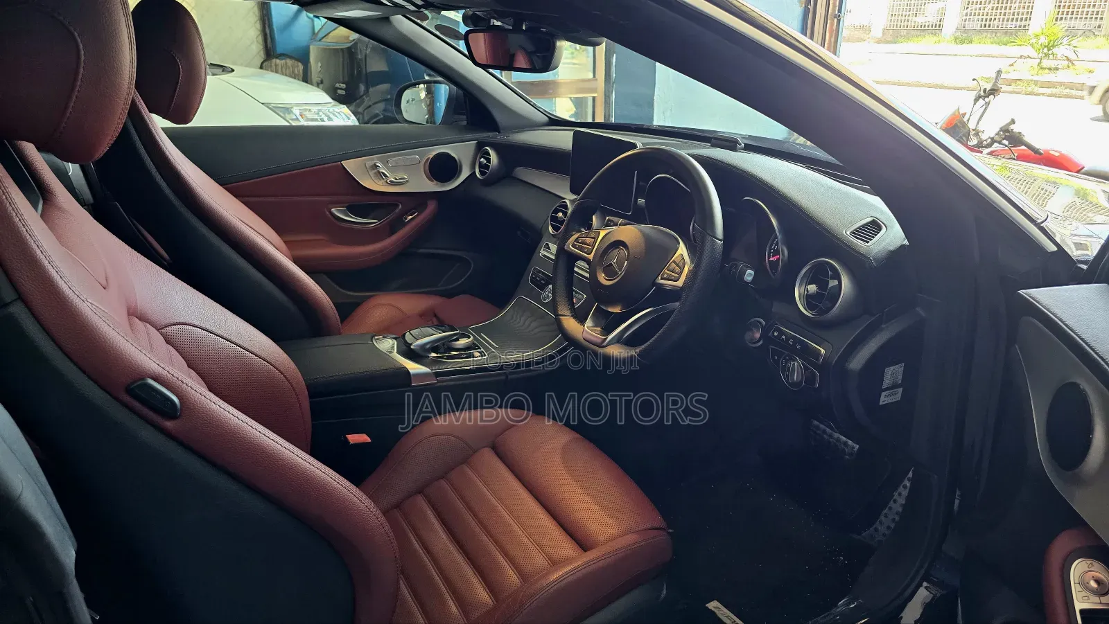 Mercedes-Benz C180 2019 Black