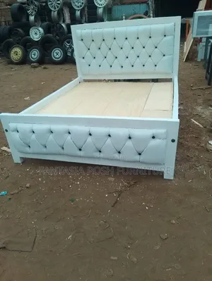 5x6 White Tufted Bed Frame With Padded Panels