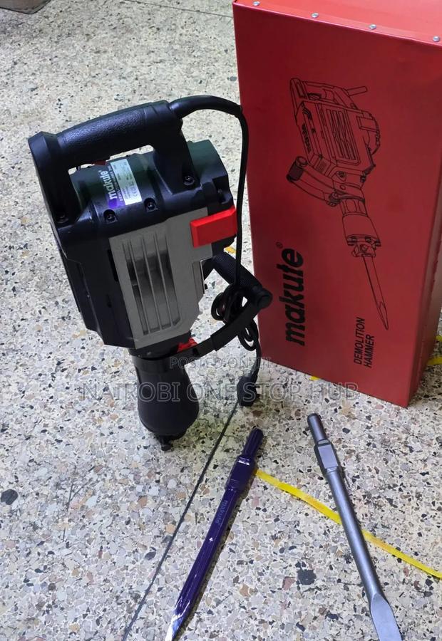 Makute Demolition Hammer