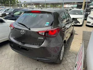 Mazda 2 2020 Gray
