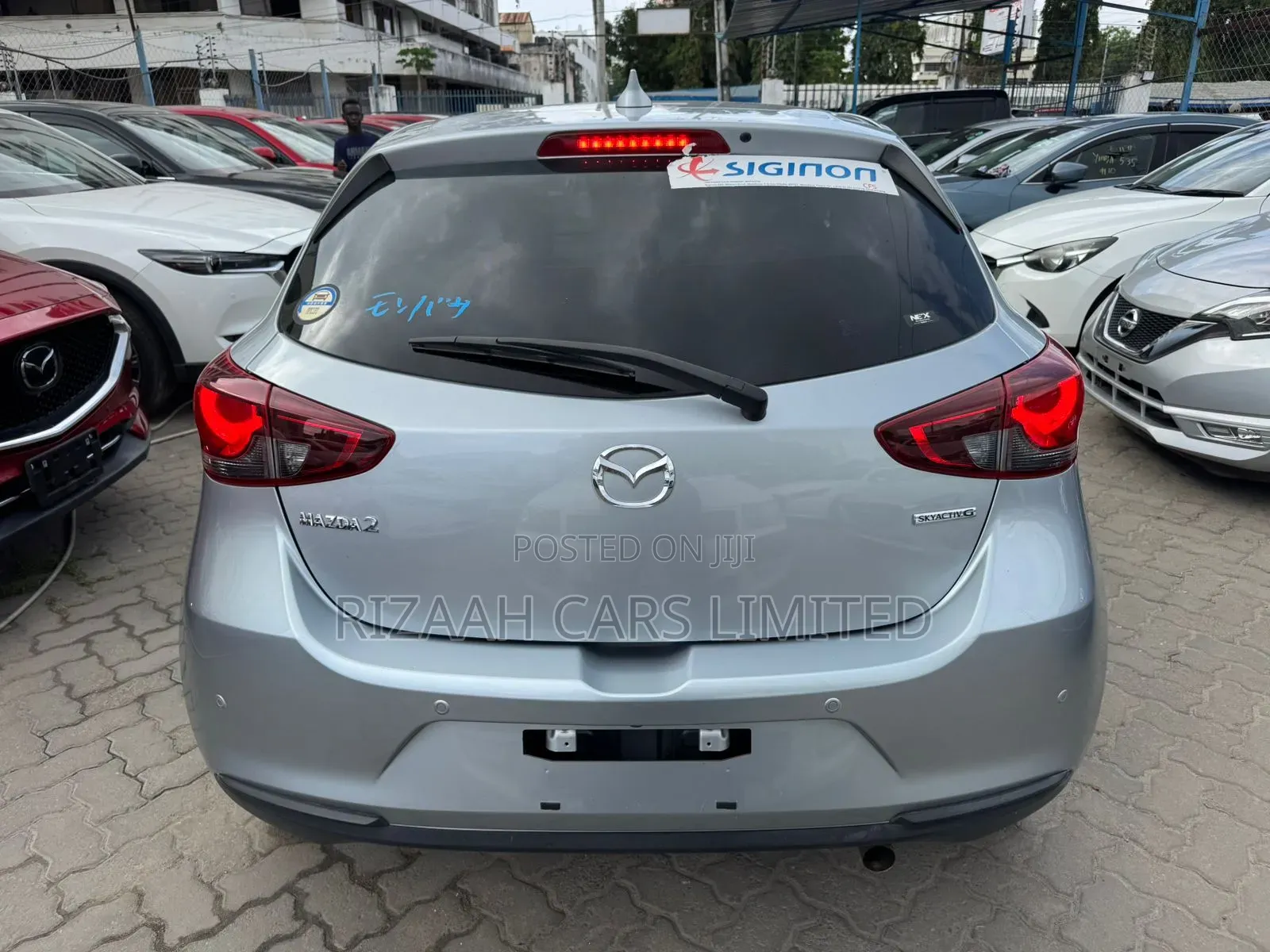 Mazda 2 2020 Silver