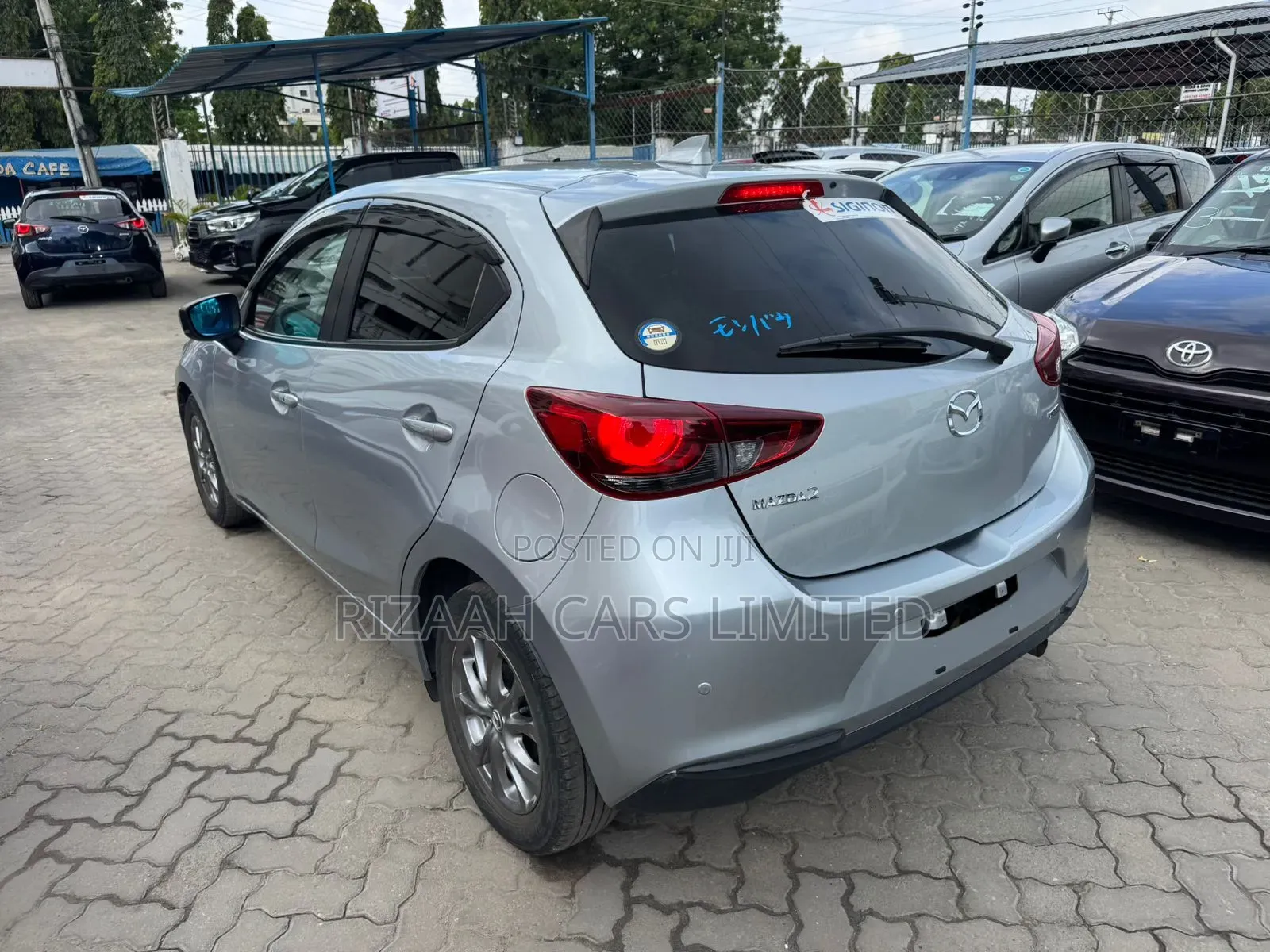 Mazda 2 2020 Silver