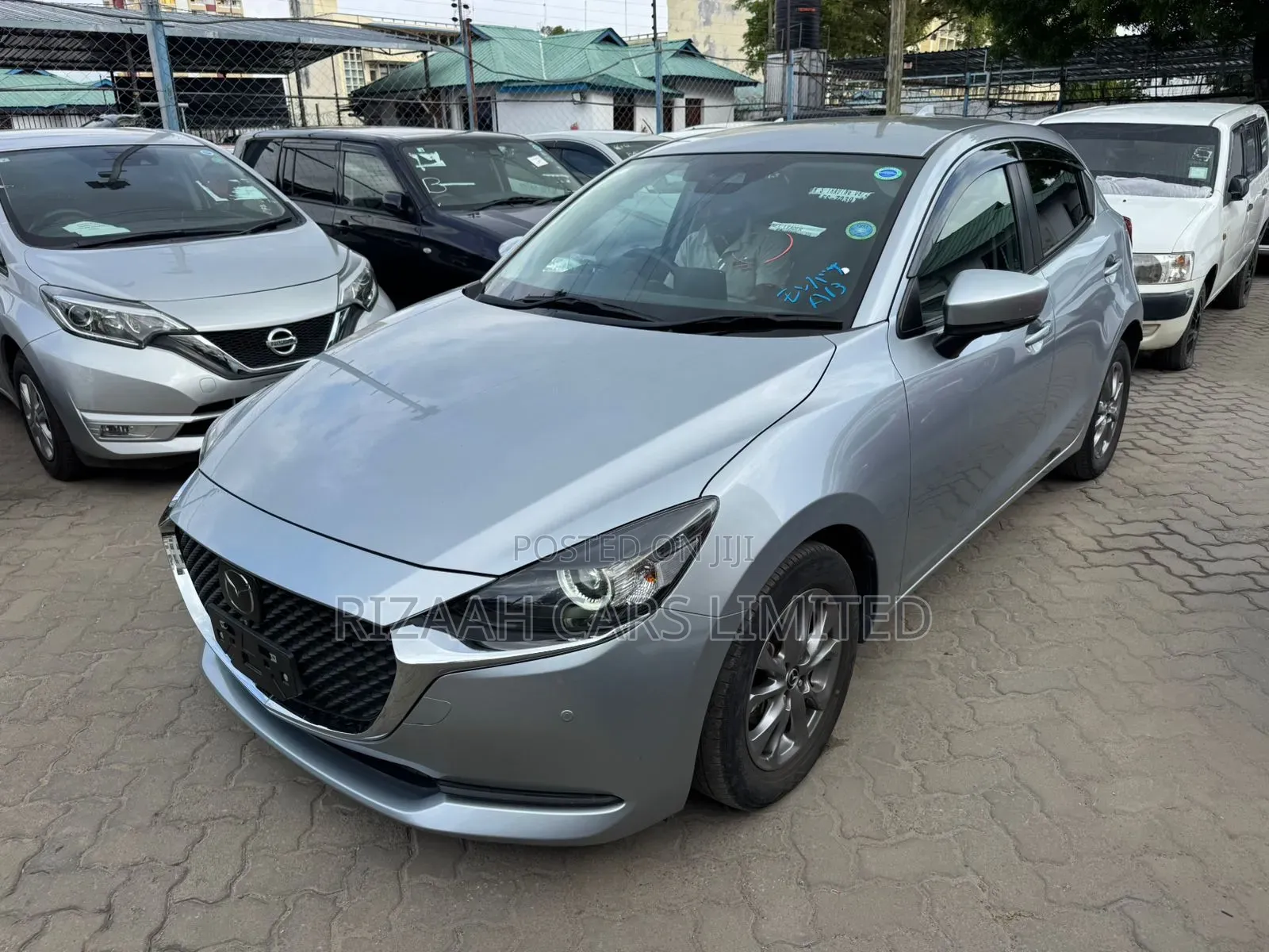 Mazda 2 2020 Silver