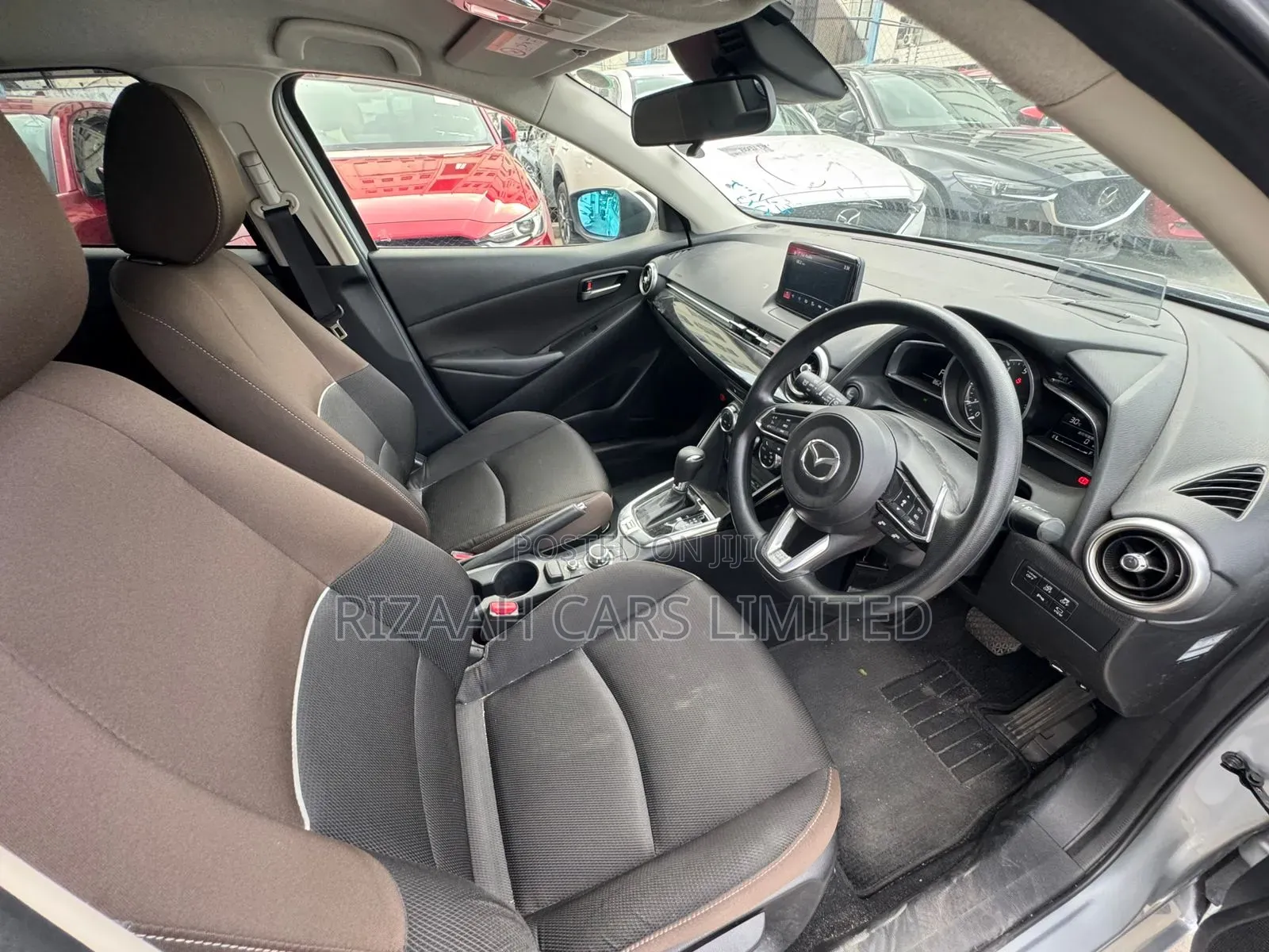 Mazda 2 2020 Silver