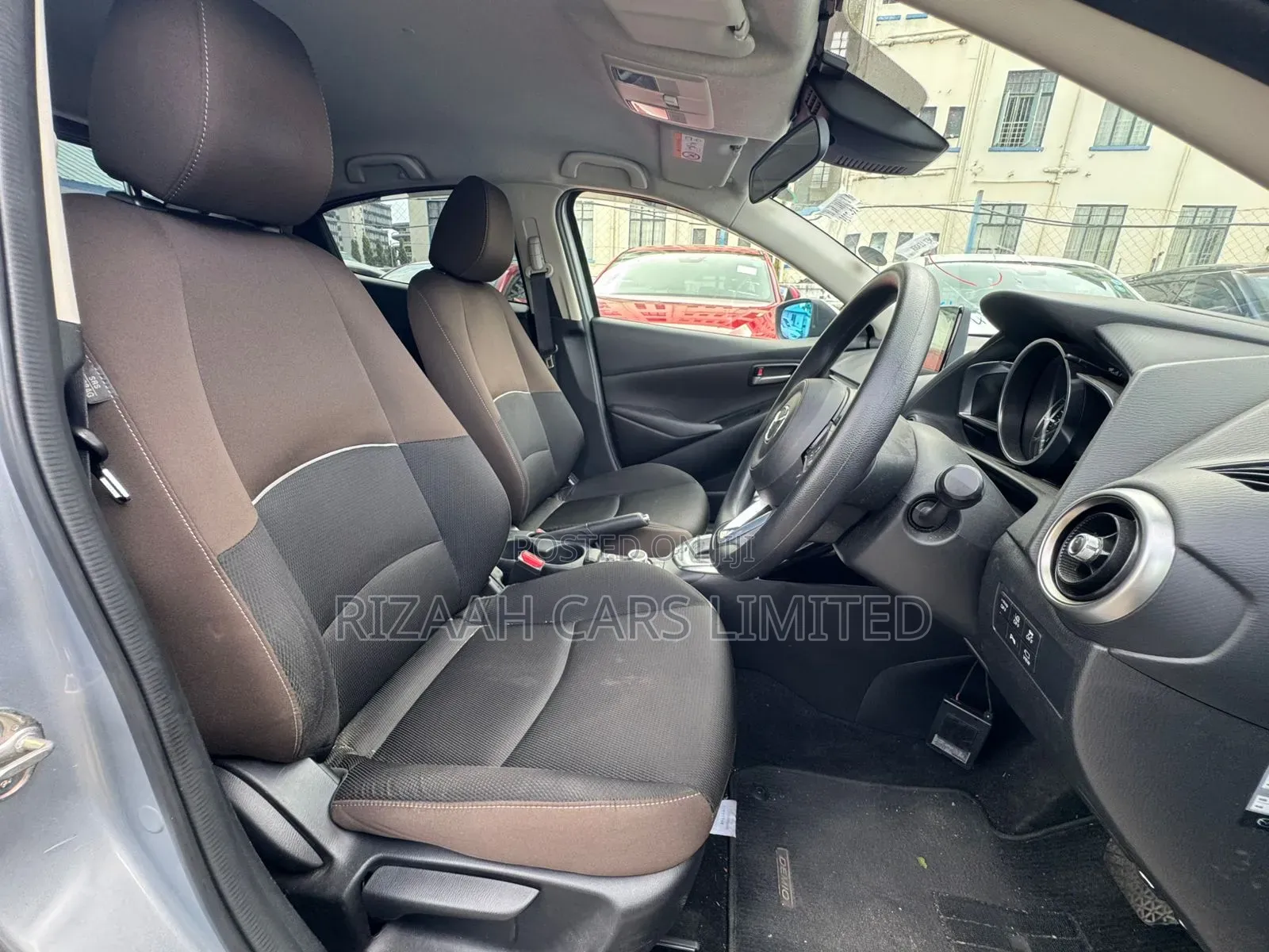 Mazda 2 2020 Silver