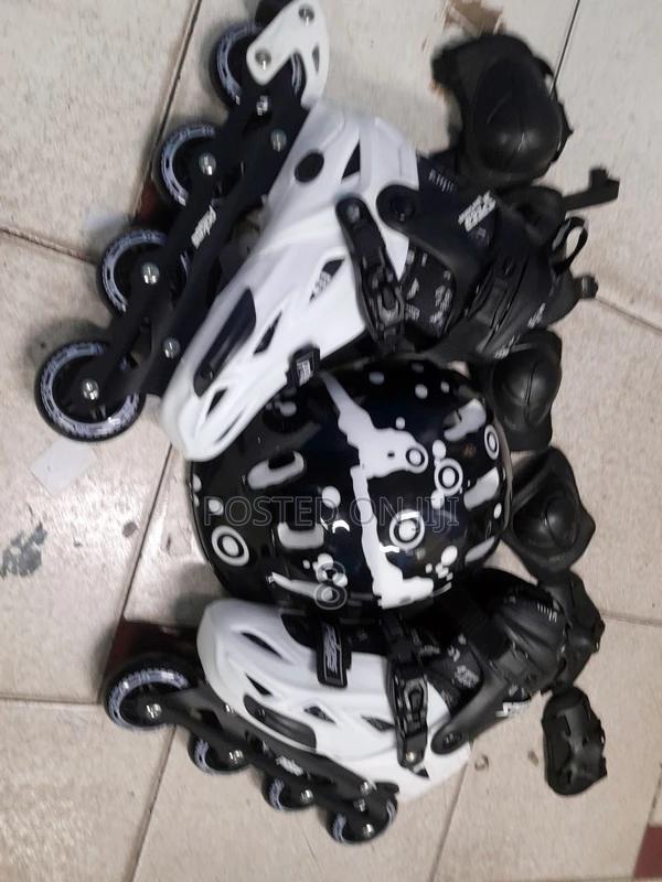Full Rubber Skate Shoes – Smooth Safe Inline Skating