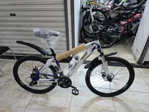 Bicycle, Mountain Bicycle 26" With Front Shock Absorber and Disc Brake