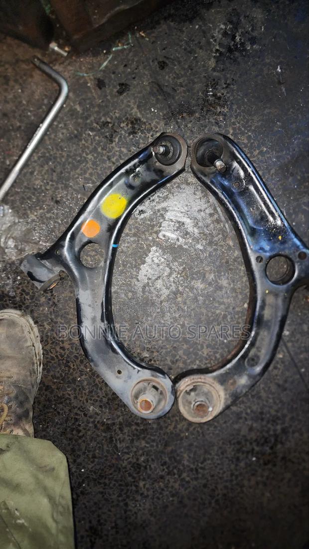 Daihatsu Mira 2017-2022 Control Arm - main view