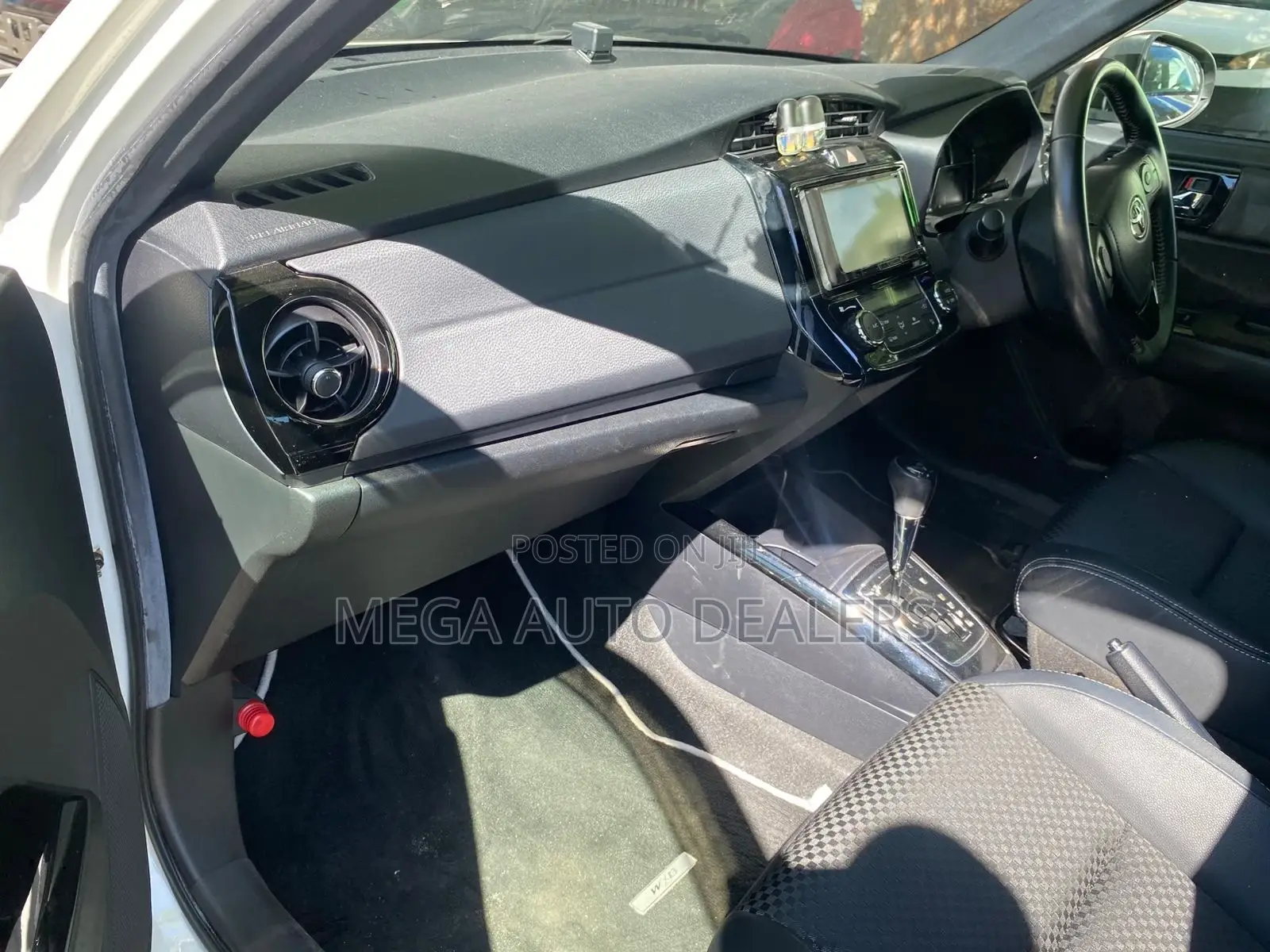 Toyota Axio 2018 White
