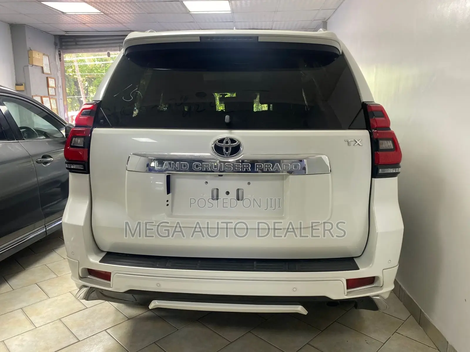 Toyota Land Cruiser Prado 2020 White