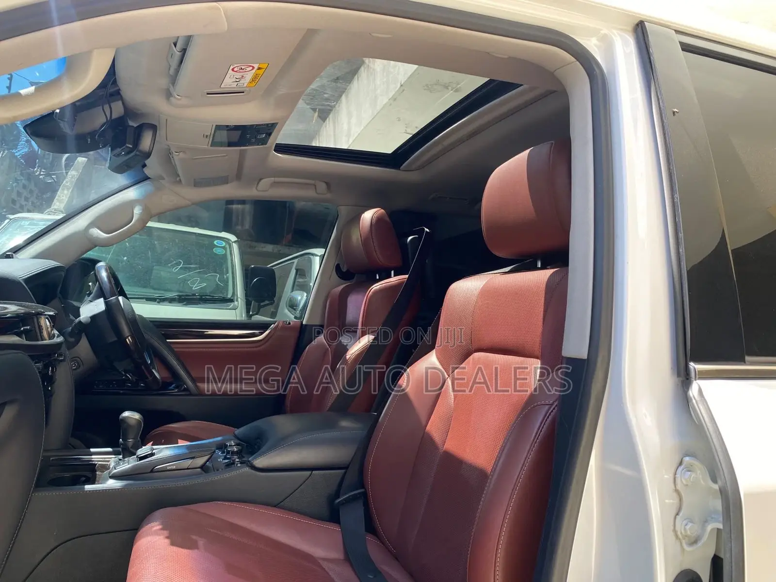 Lexus LX 2019 White