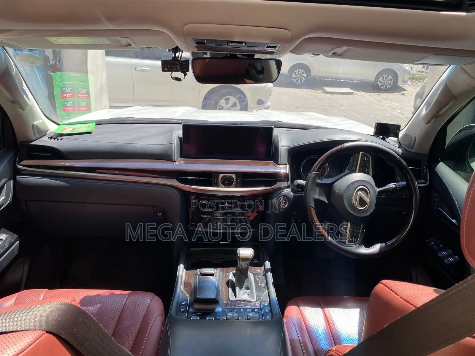 Lexus LX 2019 White