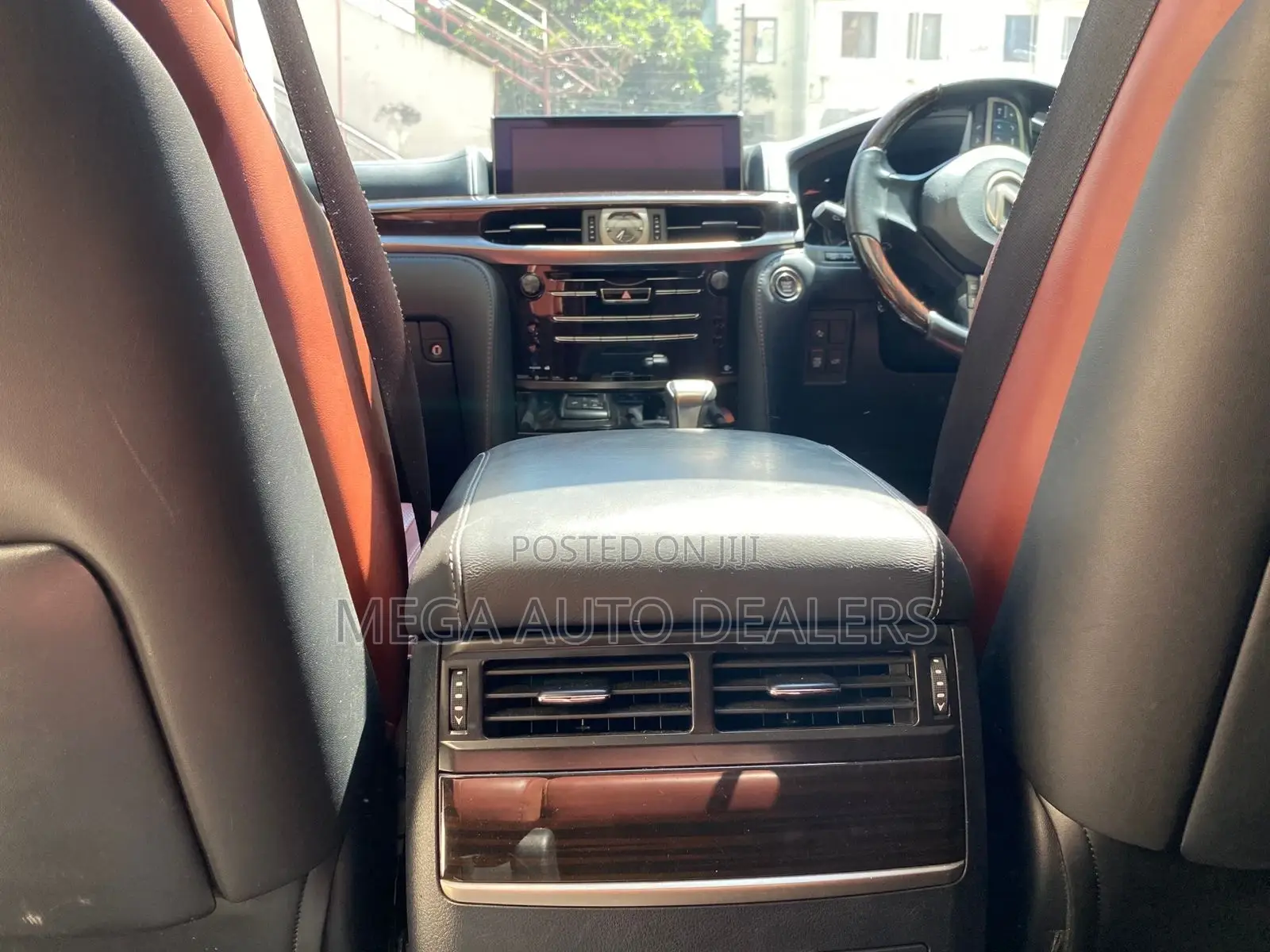 Lexus LX 2019 White