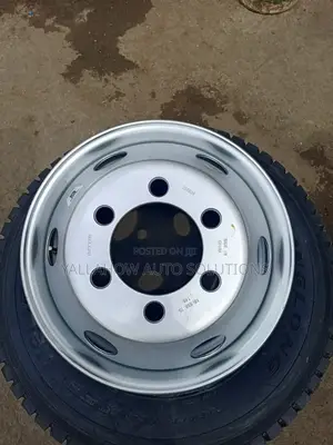 17.5 Original Truck Rims – Canter, FRR 33-Seater Matatu Heavy-Duty.