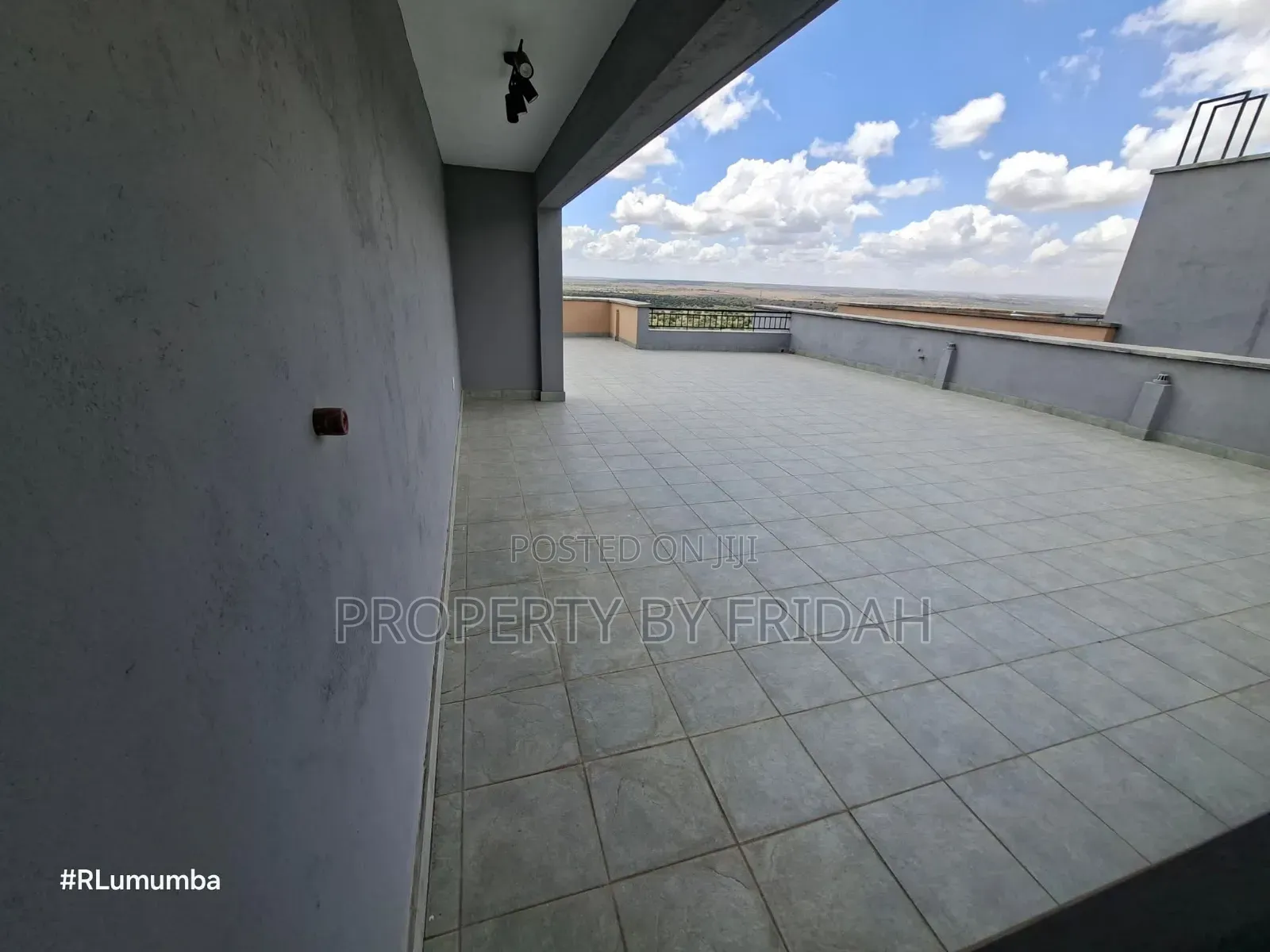 4bdrm Mansion in Kitengela for sale