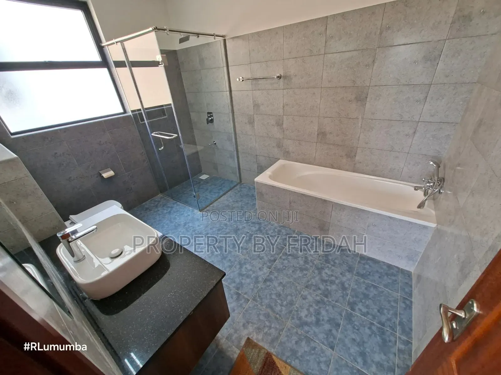 4bdrm Mansion in Kitengela for sale