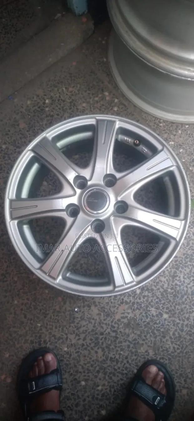 15 Inch Rims for Toyota Noah – Durable Perfect Fit