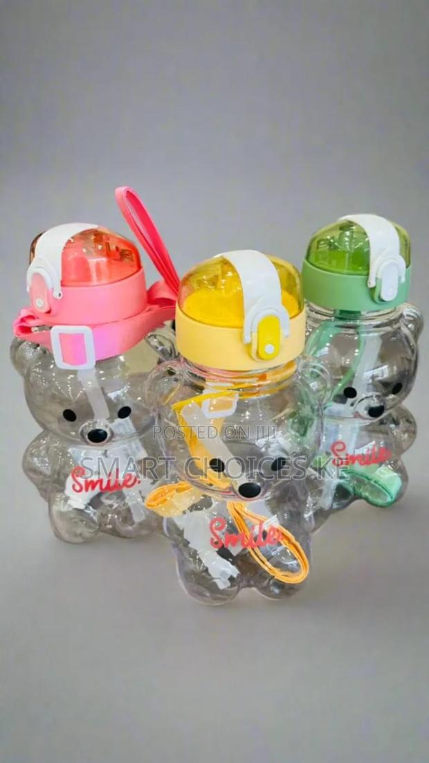 Smile Bear Bottle*
Capacity 800ml - thumbnail 4