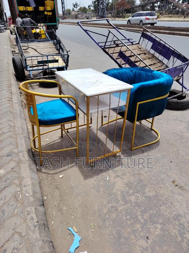 Classy Nail Table Set - main view