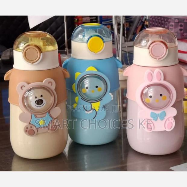 Cartoon Bottle*

Capacity 700ml - thumbnail 8