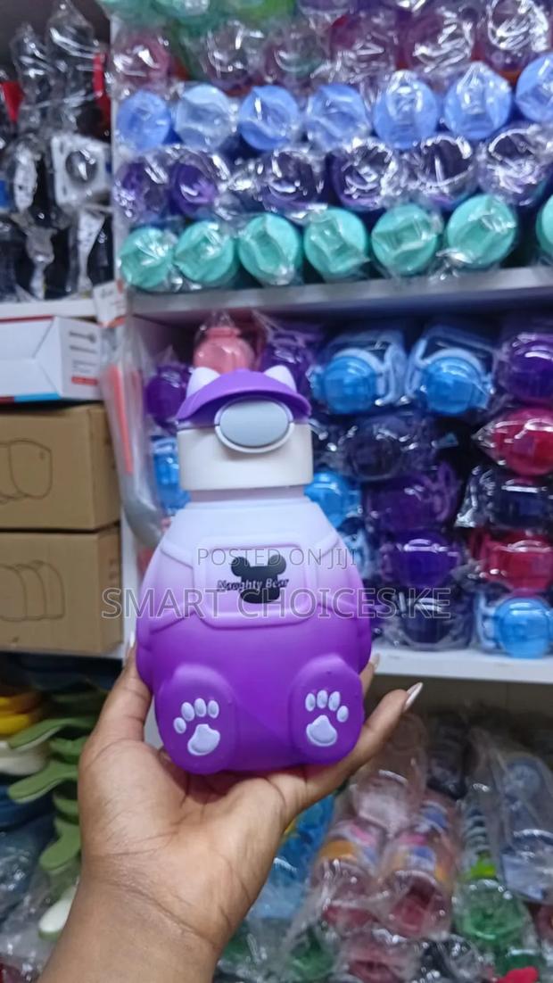 *Bear Bottle*

Capacity 780ml