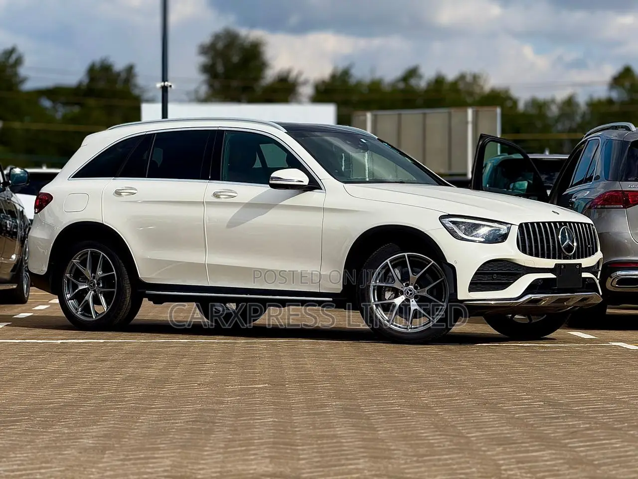 Mercedes-Benz GLC-Class 2020 White