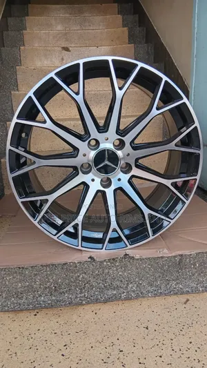Size 17/5/112/114 Spots Rims