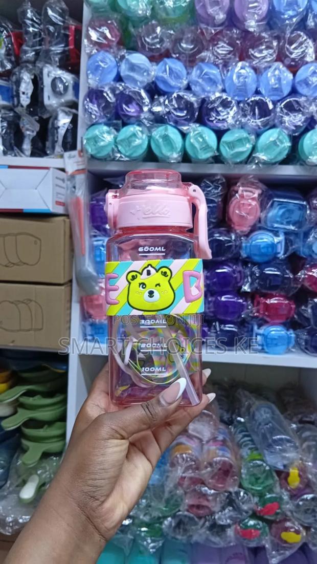 *Cute Baby Square Bottle*

Capacity 600ml - thumbnail 3